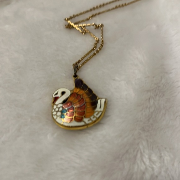 Necklace, pendant, Swan of many colors in cloisonné gold tone chain - Picture 1 of 5